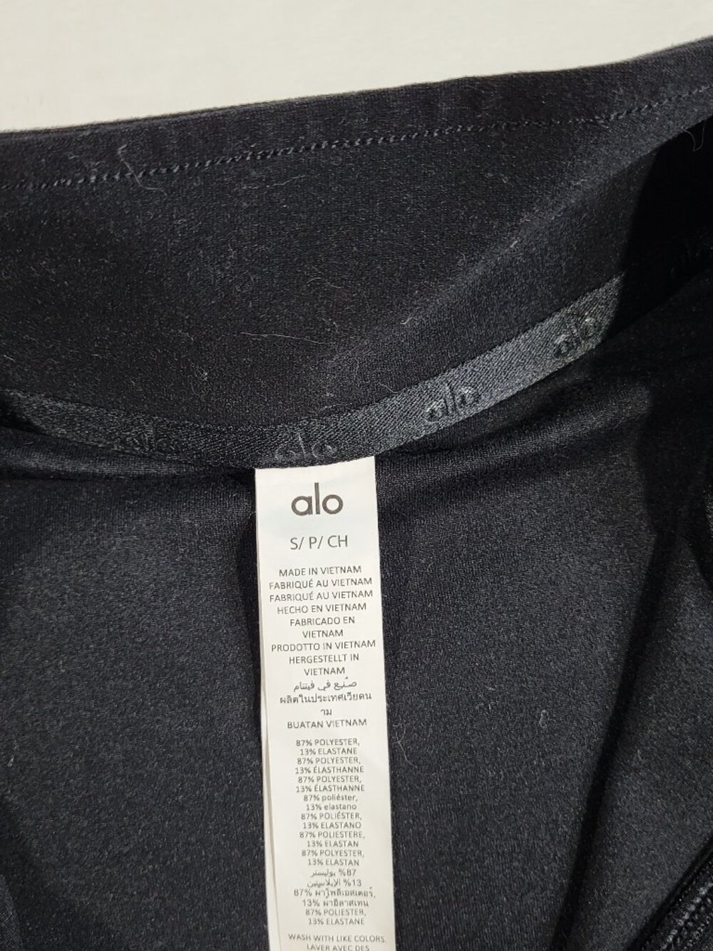 ALO YOGA - Alosoft 1/2 Zip Rapid Pullover - Small - Picture 8 of 14